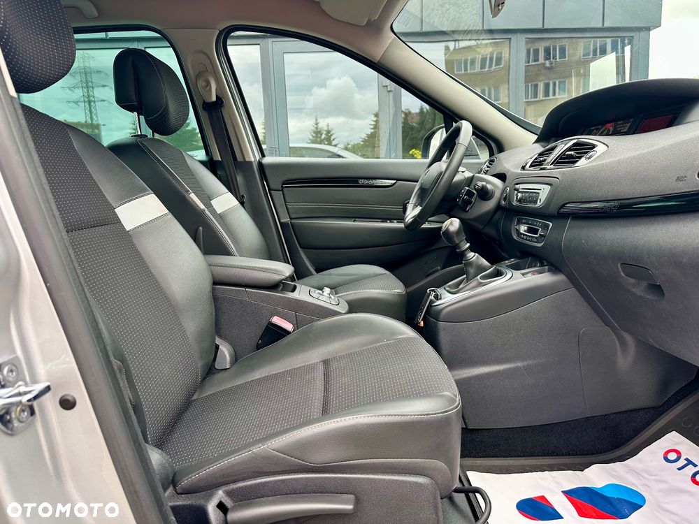 Renault Scenic 1.4 16V TCE Privilege - 21