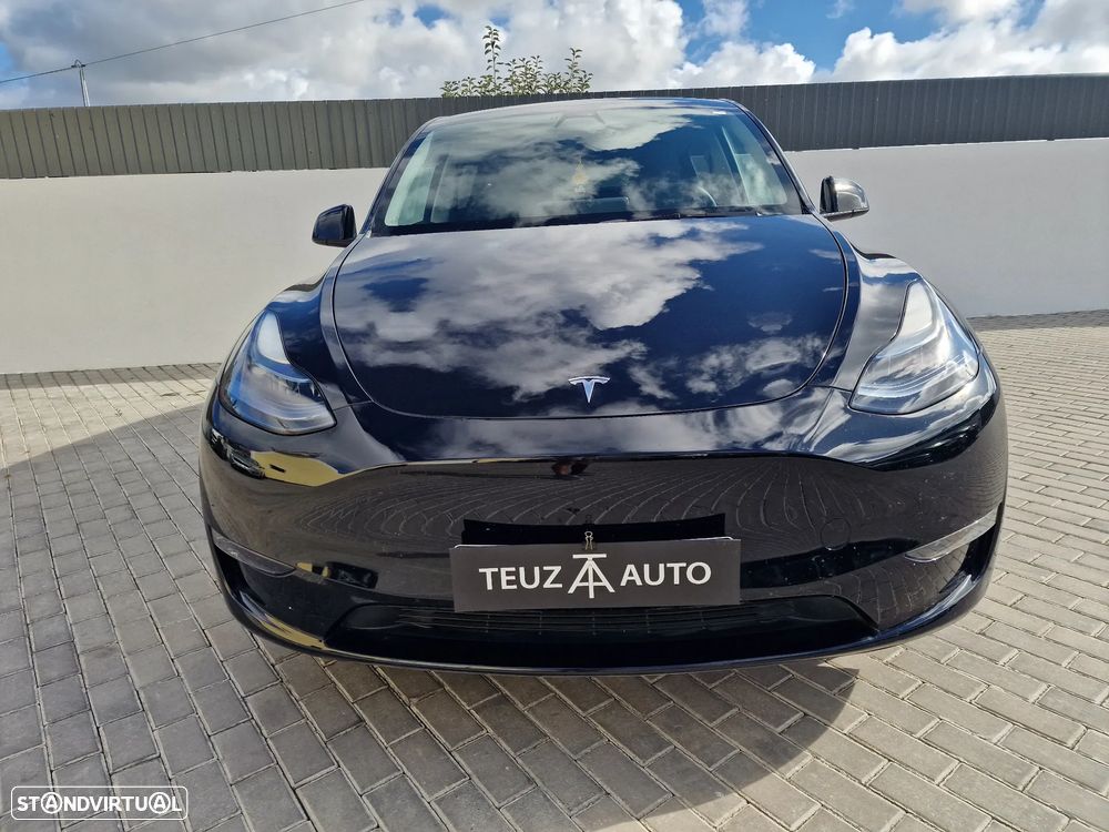 Tesla Model Y Long Range Dual Motor AWD - 4