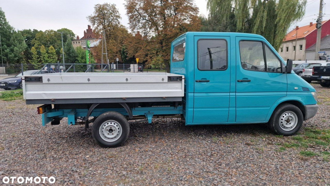 Mercedes-Benz Sprinter - 5