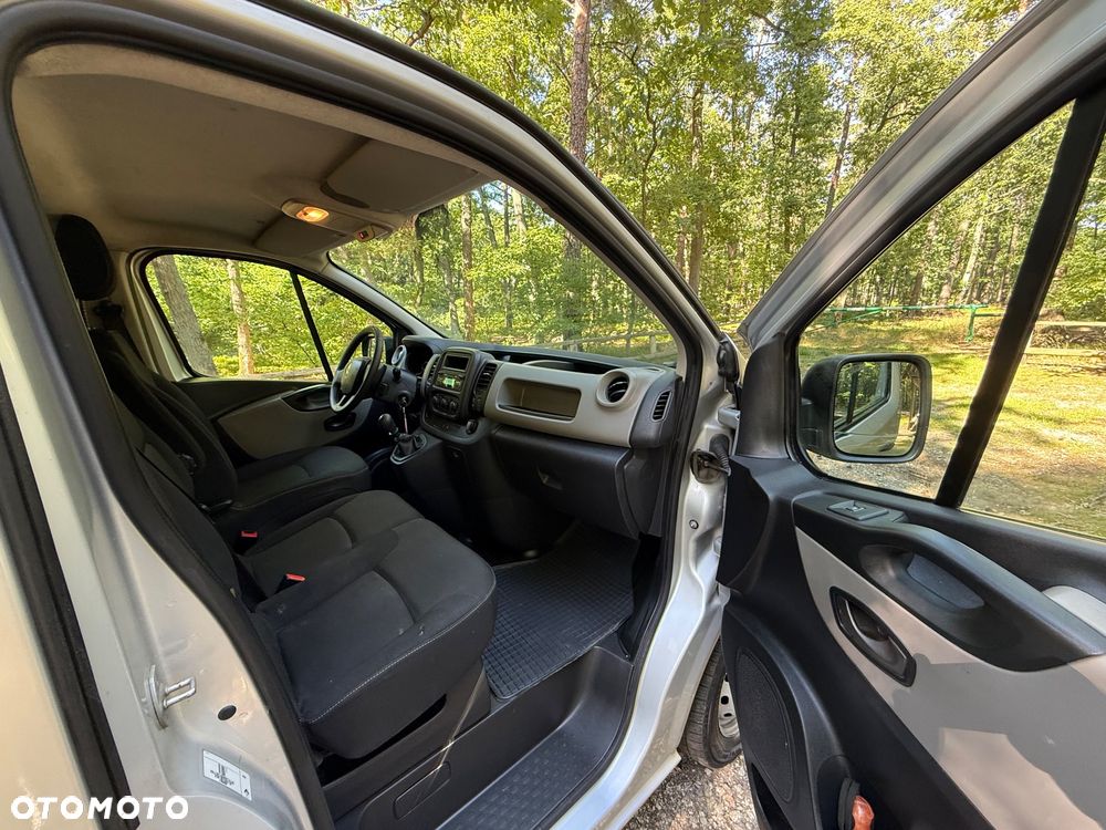 Renault Trafic - 22