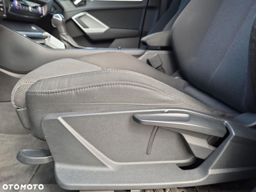 Audi Q3 Sportback - 11