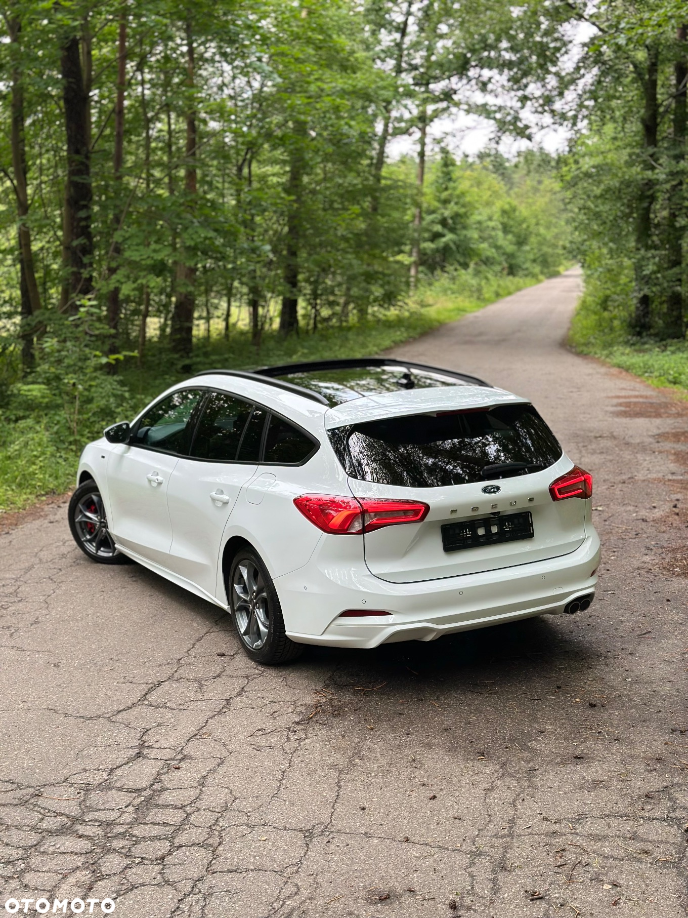 Ford Focus Turnier 2.0 EcoBlue Start-Stopp-System ST-LINE X - 9