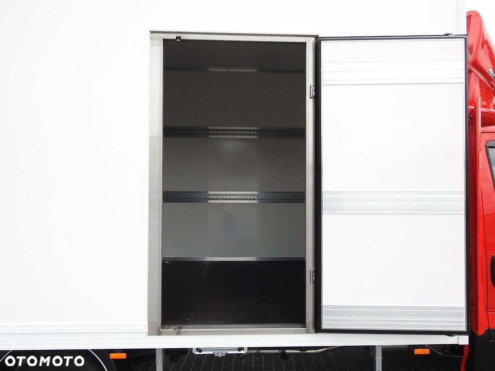 Iveco DAILY 35S18 NOWY KONTENER 10 PALET TEMPOMAT NAWIGACJA KLIMATYZACJA LEDY 180KM - 24