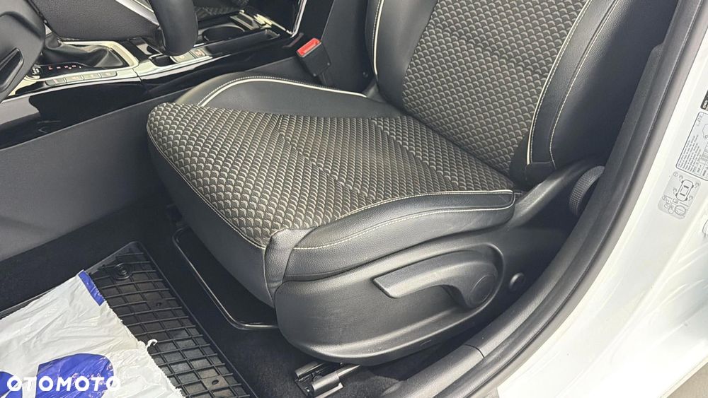 Kia Ceed 1.5 T-GDI Business Line DCT - 13