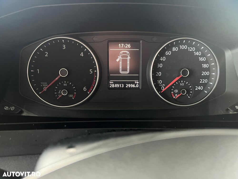 Volkswagen Transporter 2.0 TDI 110 kW KR Comfortline DSG 4M - 11