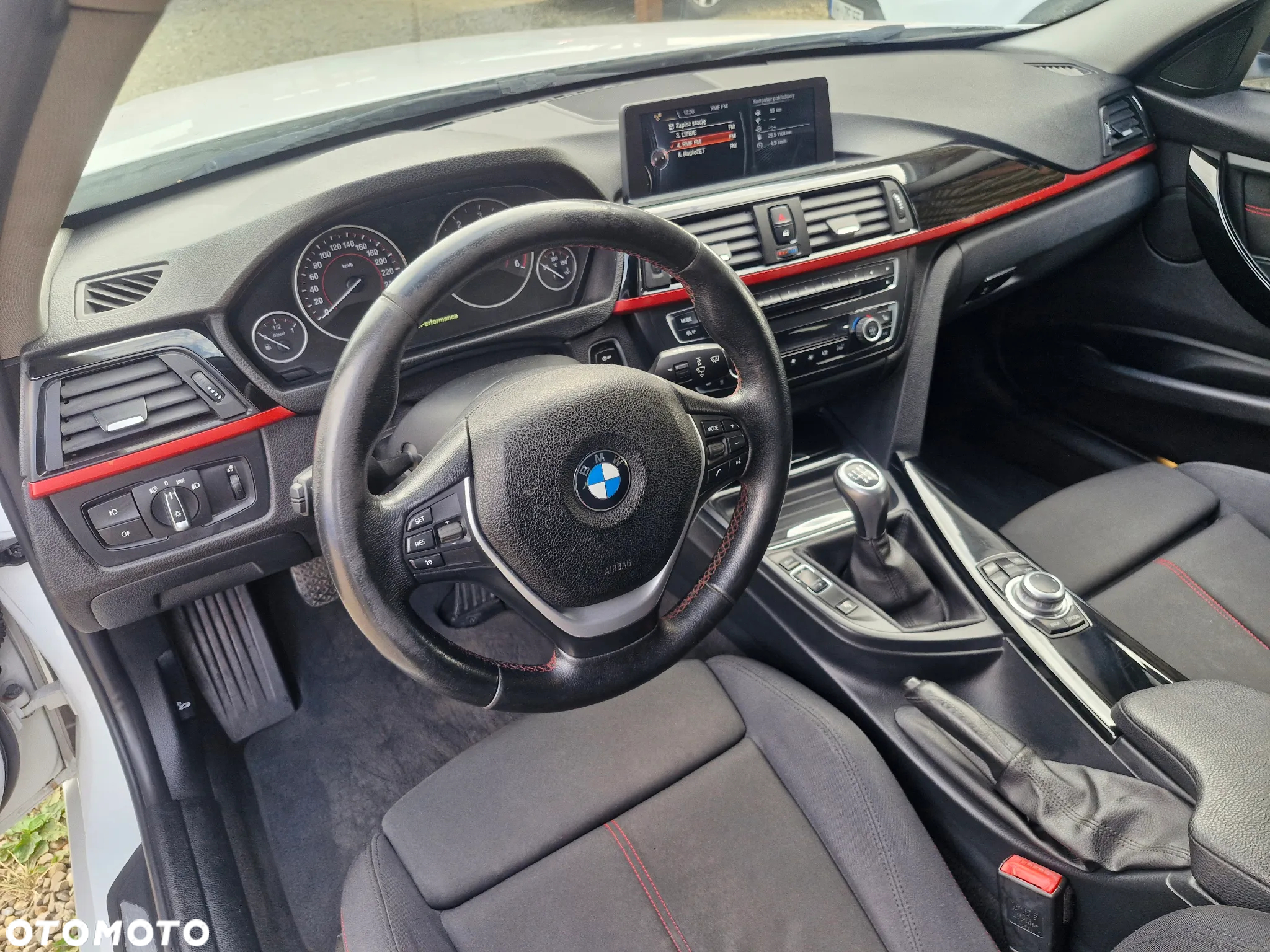 BMW Seria 3 318d Sport Line - 5