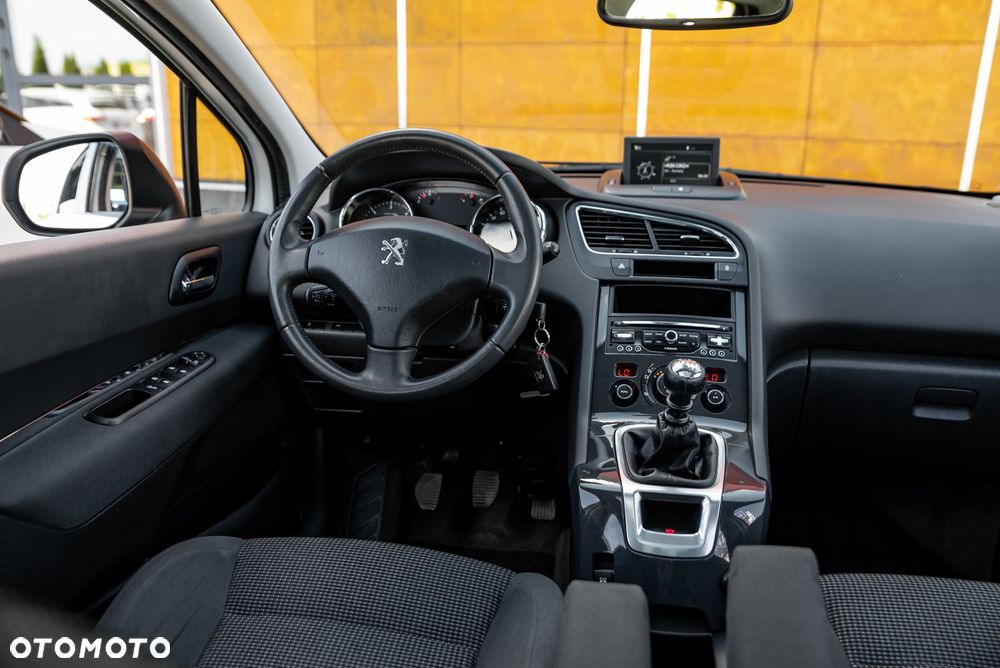 Peugeot 5008 2.0 BlueHDi Allure 7os - 26