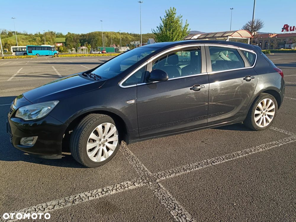 Opel Astra 1.4 T Cosmo - 2