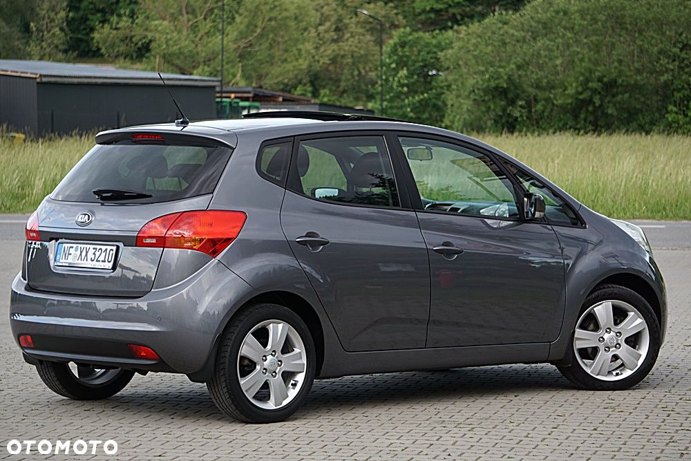 Kia Venga 1.6 CVVT Automatik Titanium Collection - 17