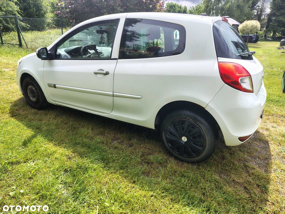 Renault Clio - 3