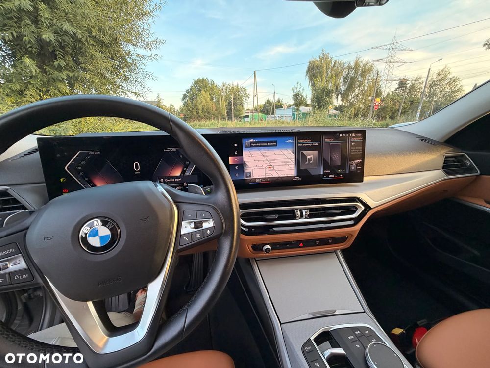 BMW Seria 3 318i - 10