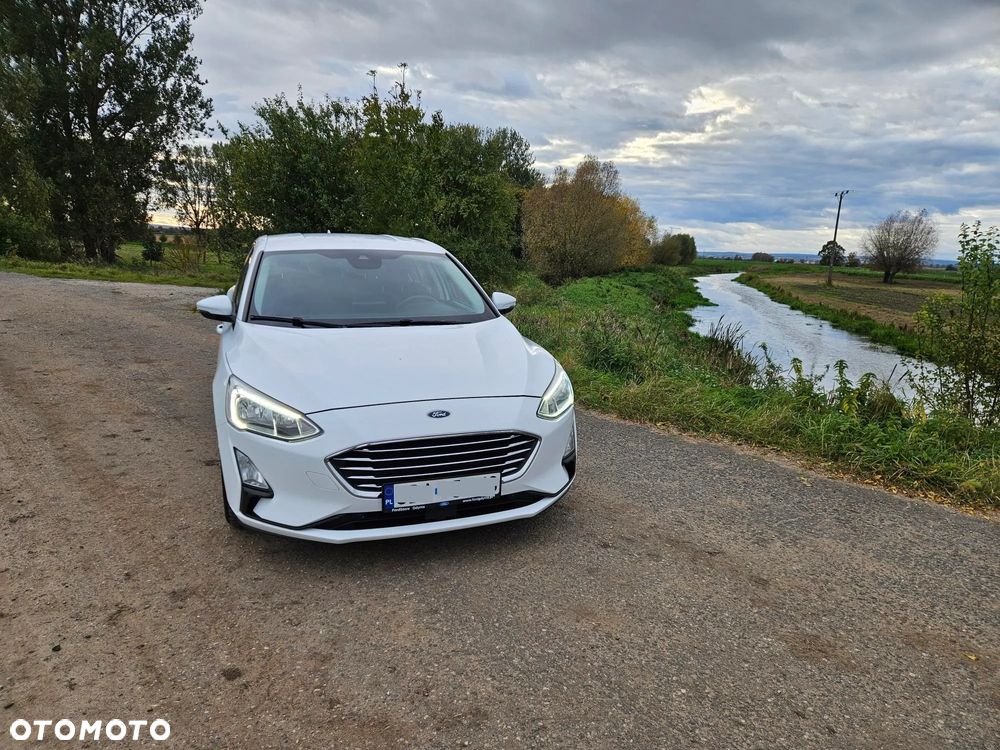 Ford Focus 1.5 EcoBlue Start-Stopp-System TITANIUM - 3