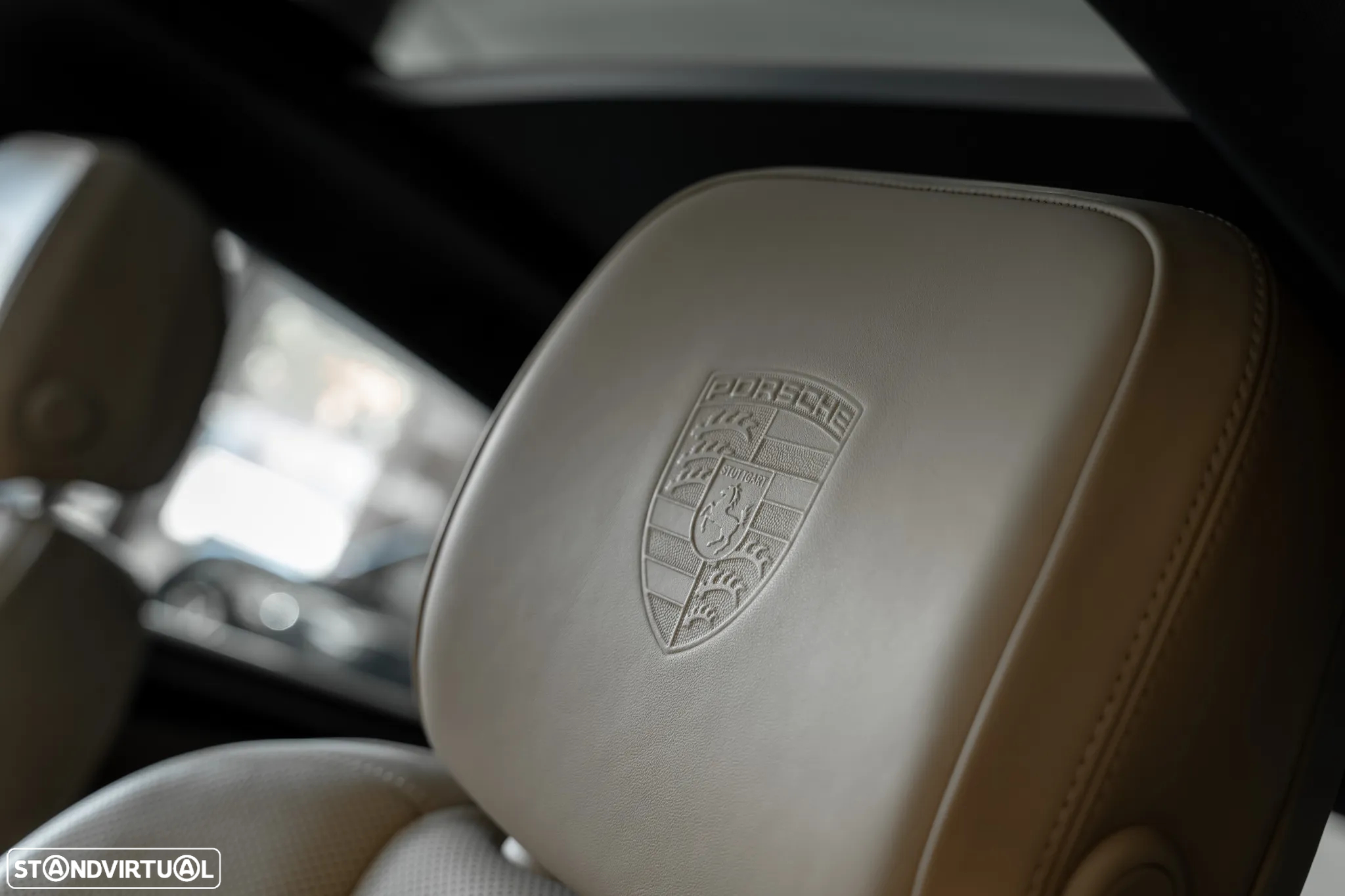Porsche Macan T - 15