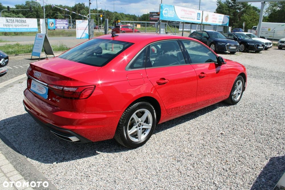 Audi A4 Limousine - 6