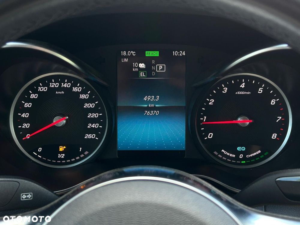 Mercedes-Benz GLC 300 e 4-Matic Business Edition - 25
