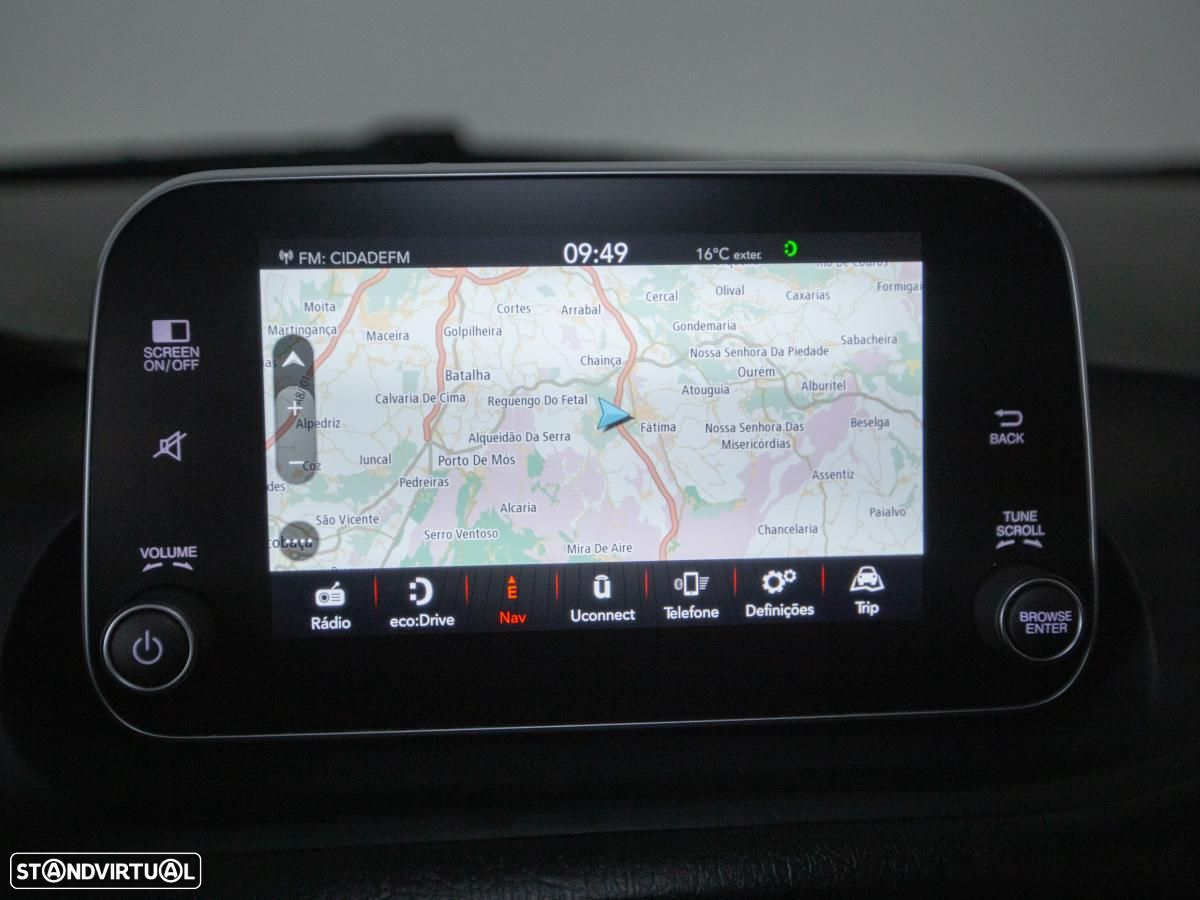 Fiat Tipo Station Wagon 1.3 M-Jet Lounge - 23