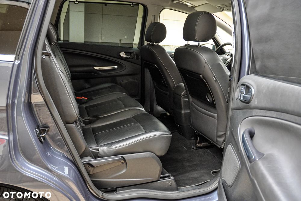 Ford S-Max 2.0 TDCi DPF Titanium - 12