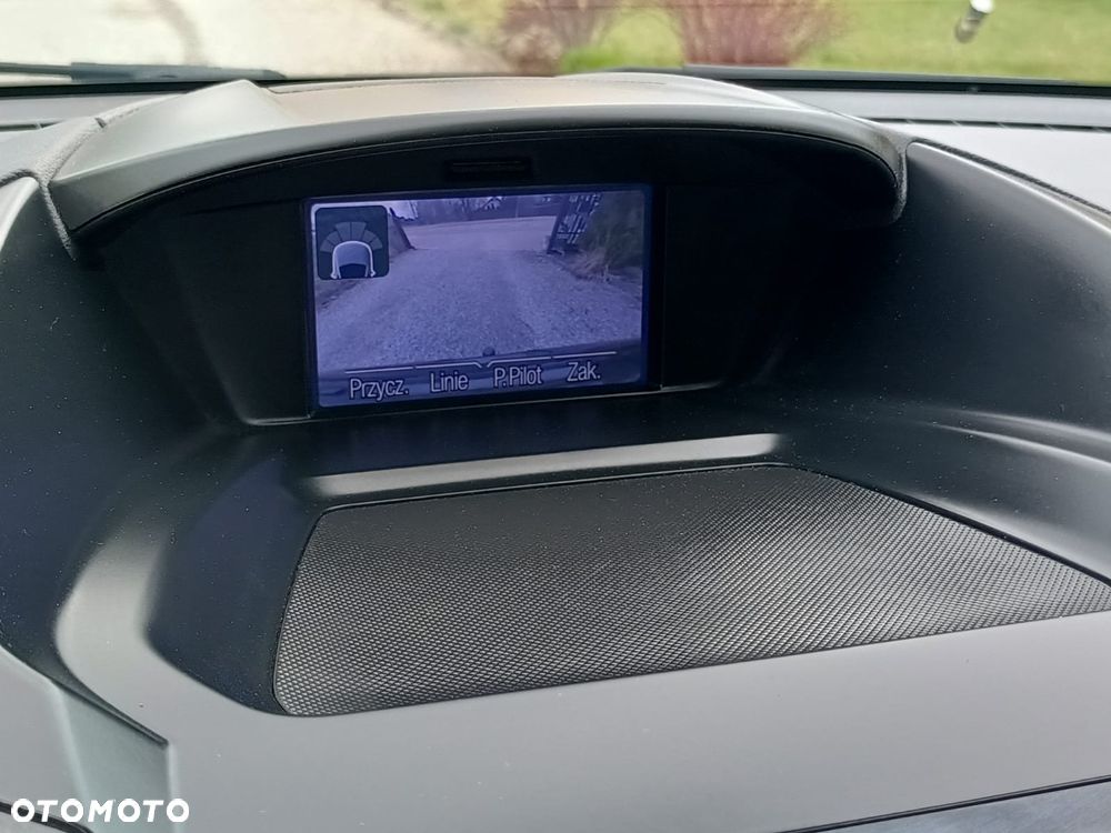 Ford Kuga 2.0 TDCi 4x4 Titanium - 29