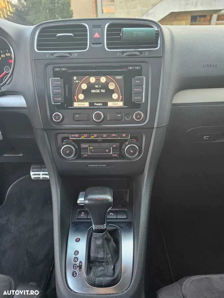 Volkswagen Golf 1.6 TDI DPF DSG Comfortline - 14