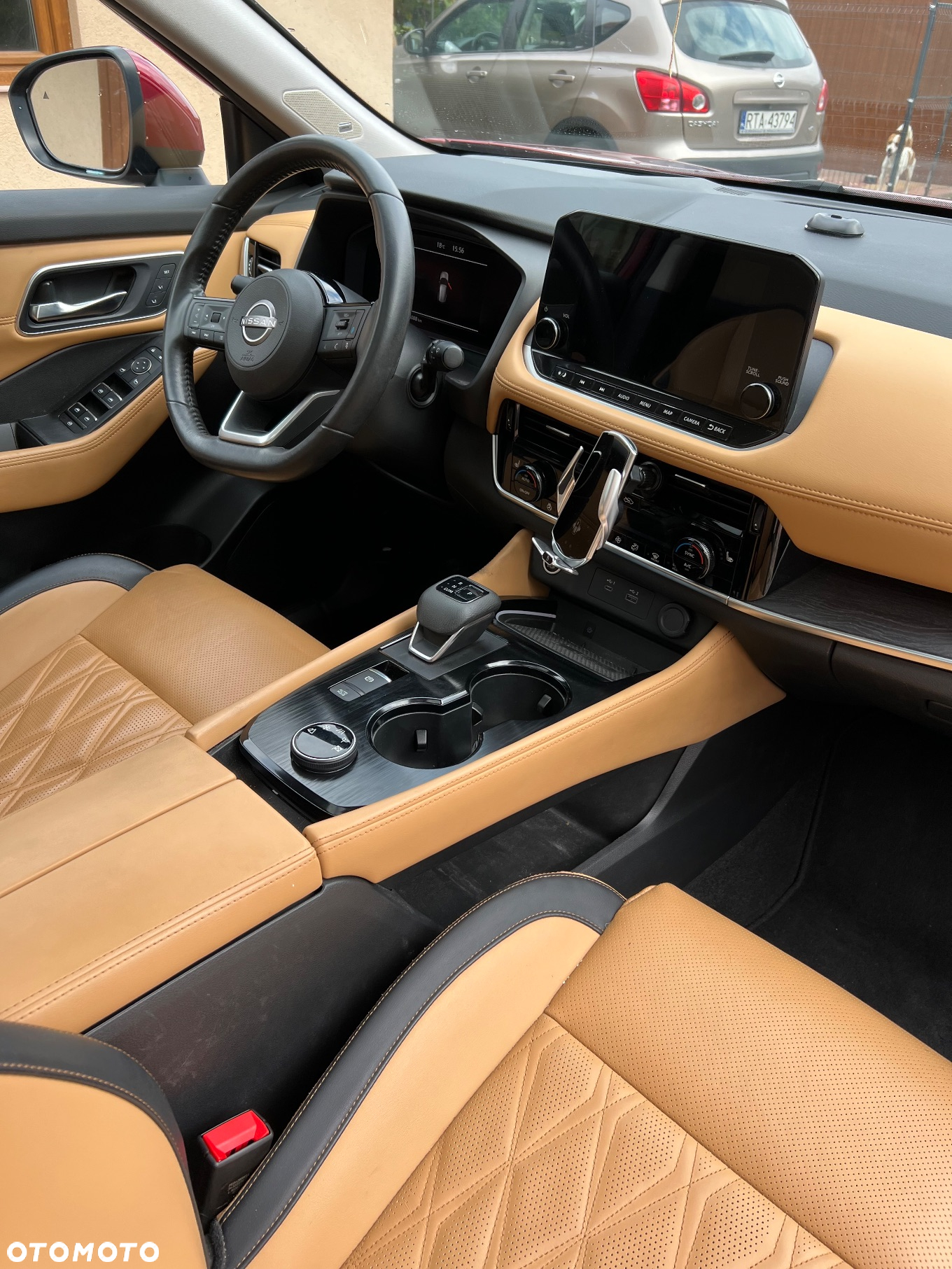 Nissan Rogue - 14