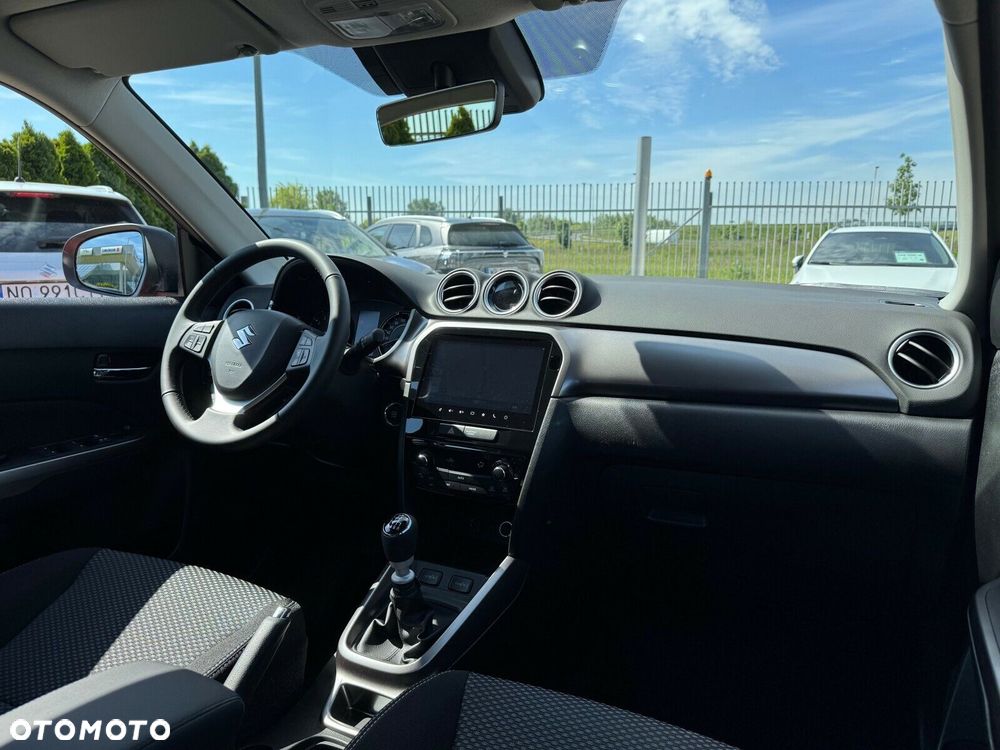 Suzuki Vitara - 12