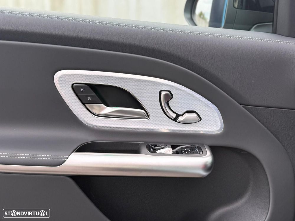 Mercedes-Benz GLB 250+ - 19