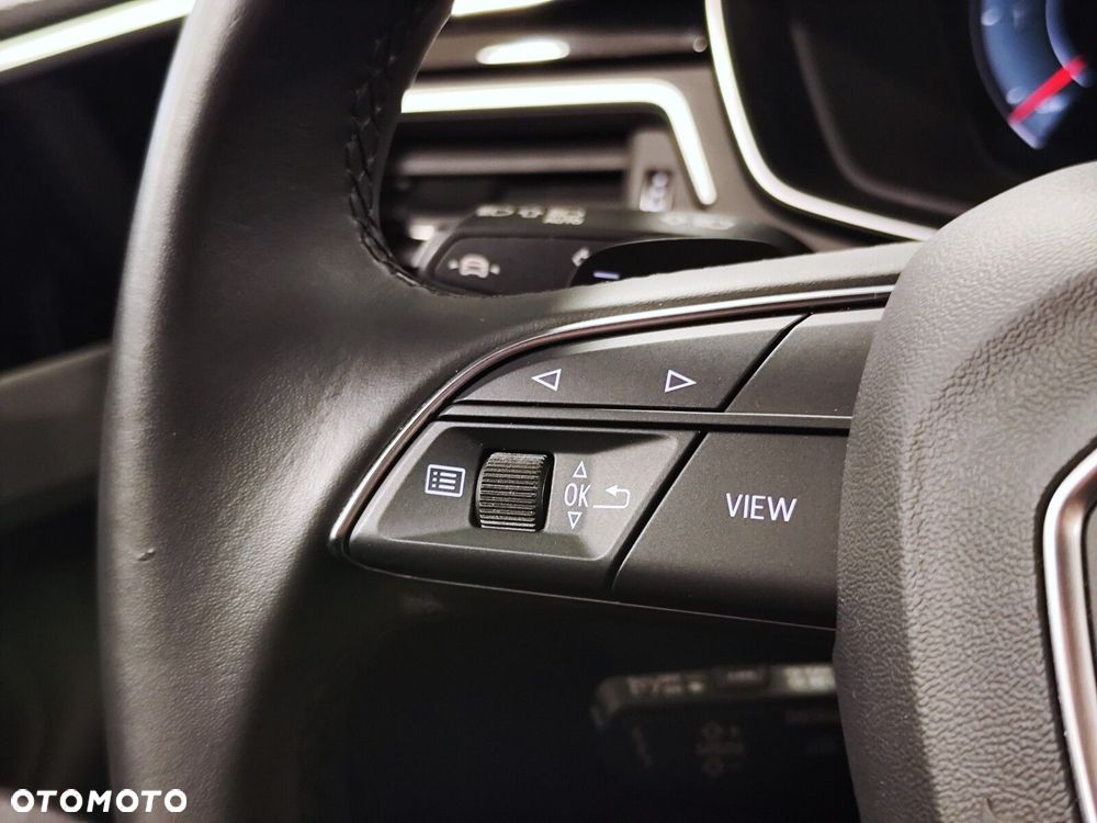 Audi A4 Limousine - 16