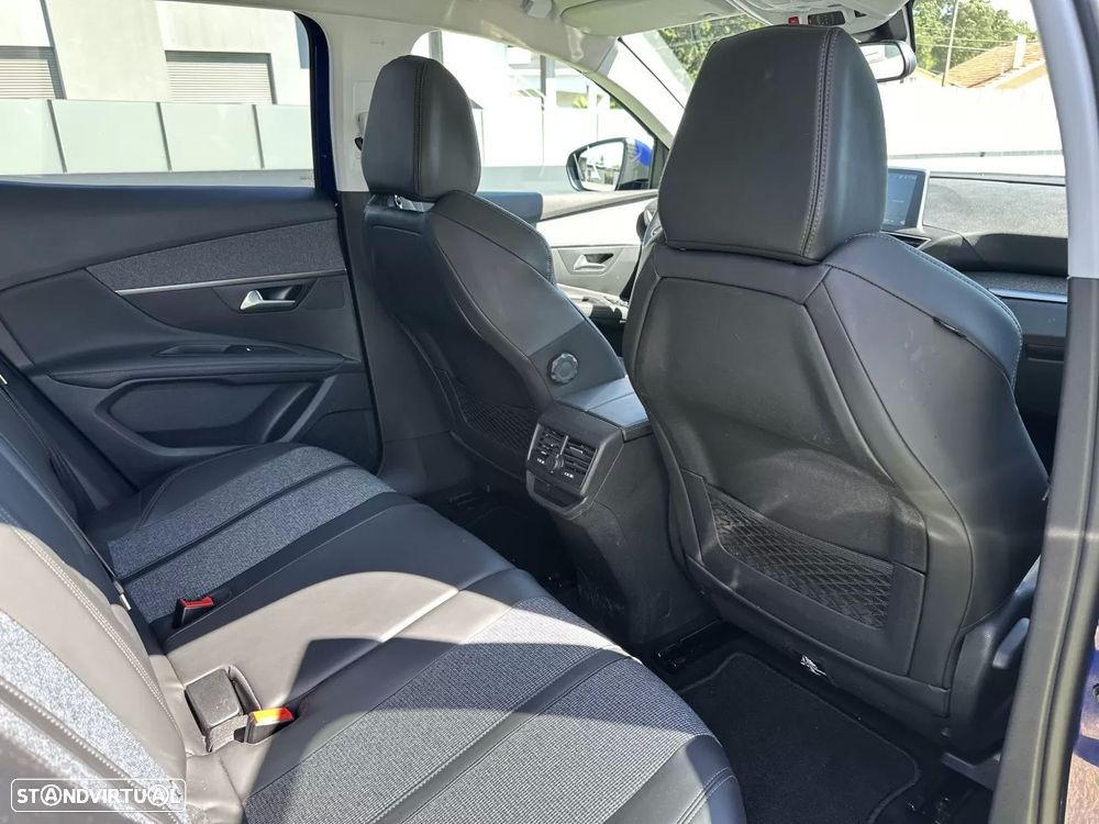 Peugeot 3008 1.2 PureTech Allure Pack - 57