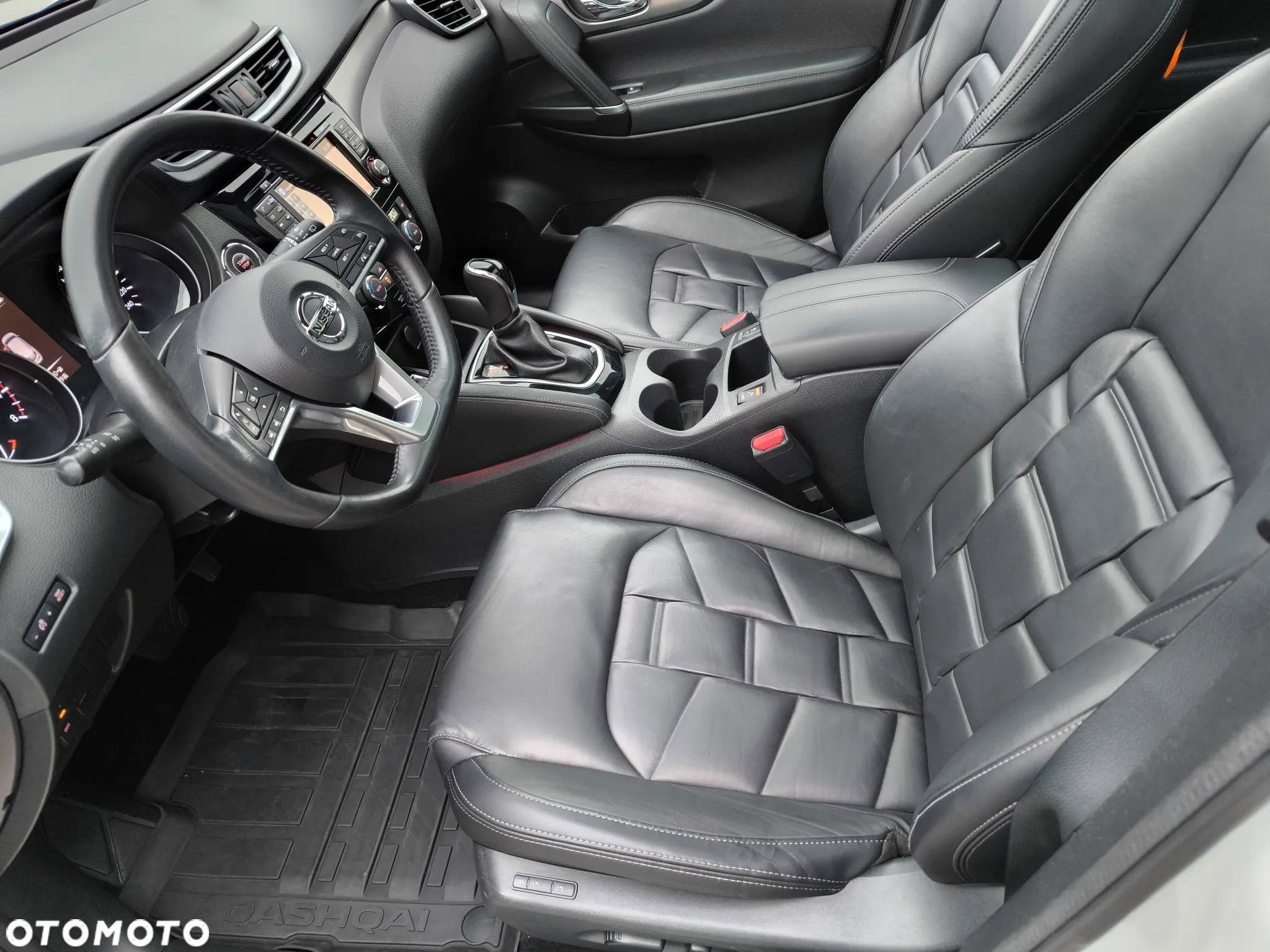 Nissan Qashqai - 16