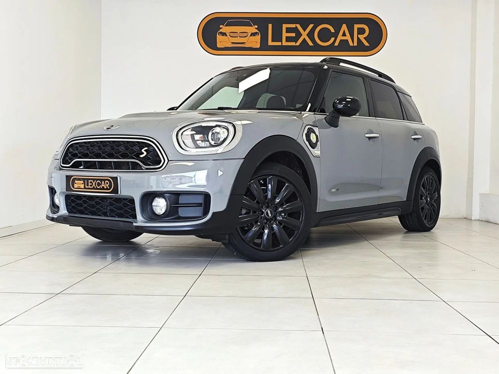 MINI Countryman Cooper SE ALL4 Auto - 12