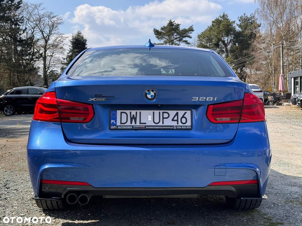 BMW Seria 3 328i xDrive Sport-Aut Sport Line - 22