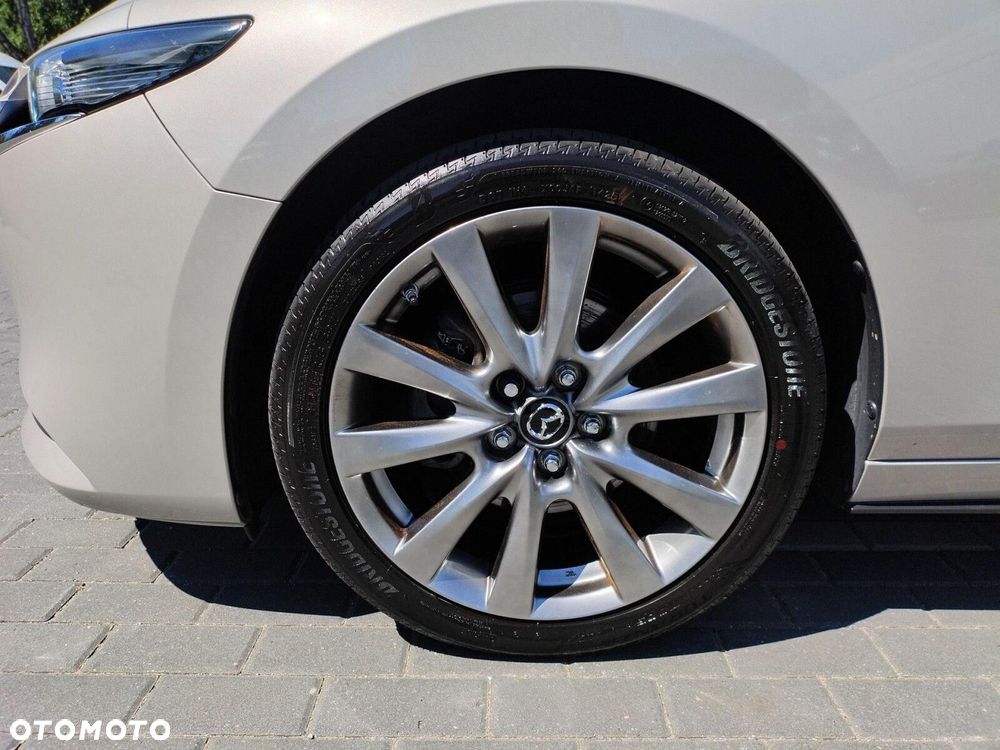 Mazda 3 - 10