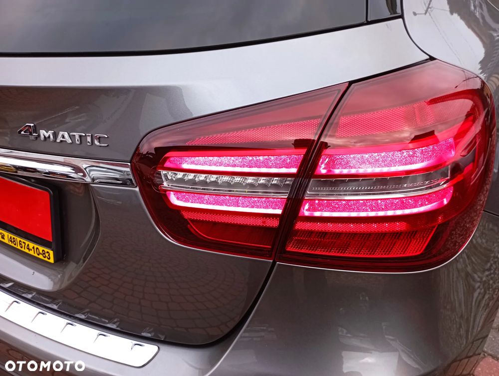Mercedes-Benz GLA 220 4-Matic AMG Line - 34