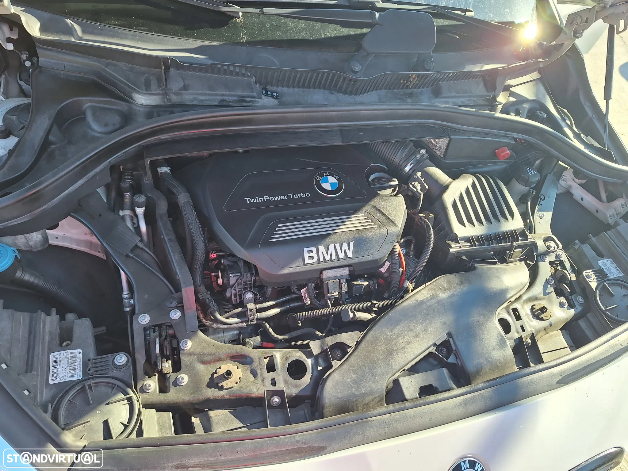 BMW 218 Active Tourer d Pack M - 11