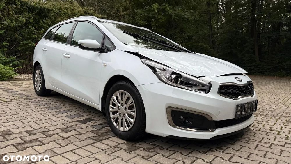 Kia Ceed 1.6 CRDi L Business Line - 1