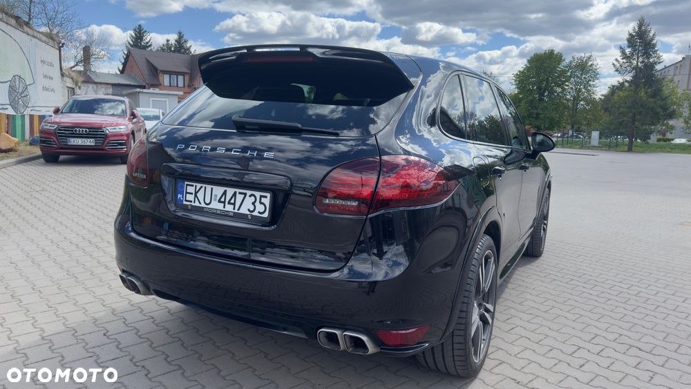 Porsche Cayenne Diesel Platinum Edition - 19