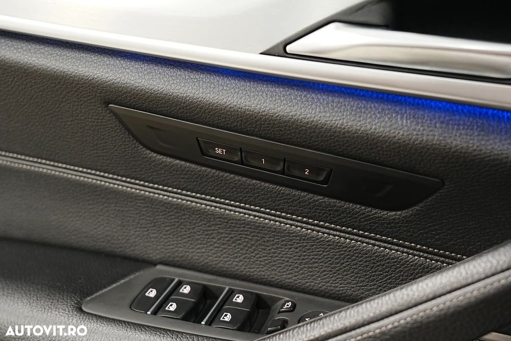 BMW Seria 5 520d xDrive AT - 11