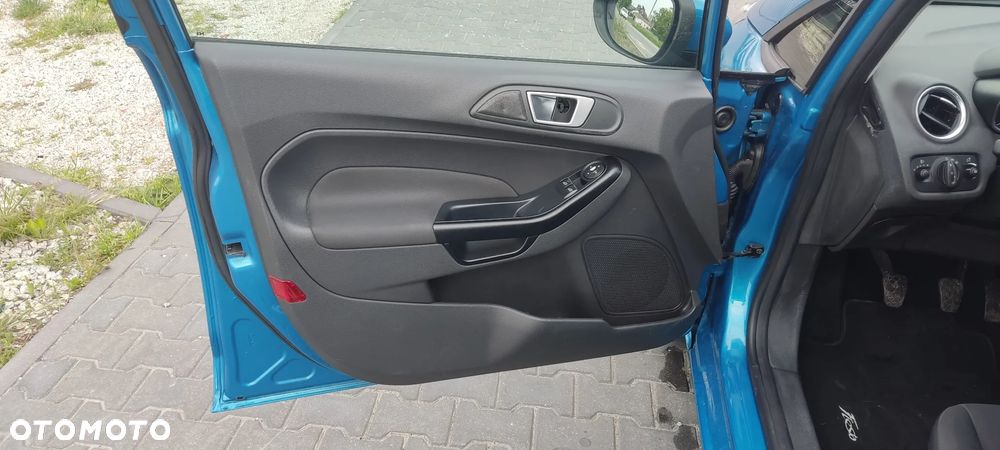 Ford Fiesta 1.25 Ambiente EU5 - 19