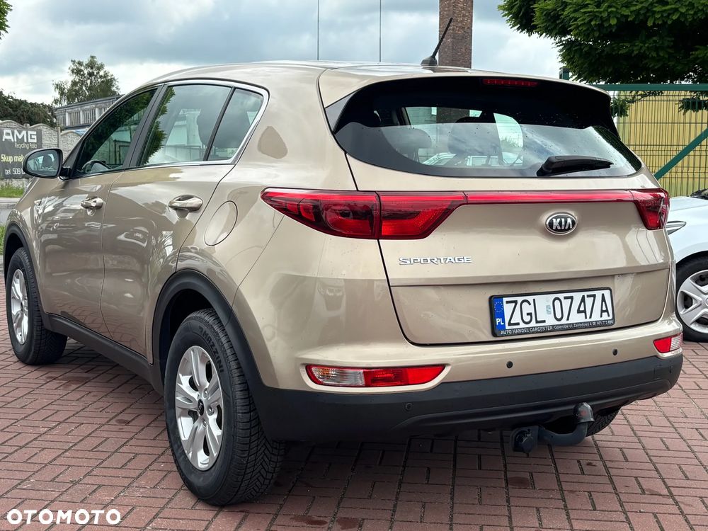 Kia Sportage 1.6 GDI 2WD Attract - 6