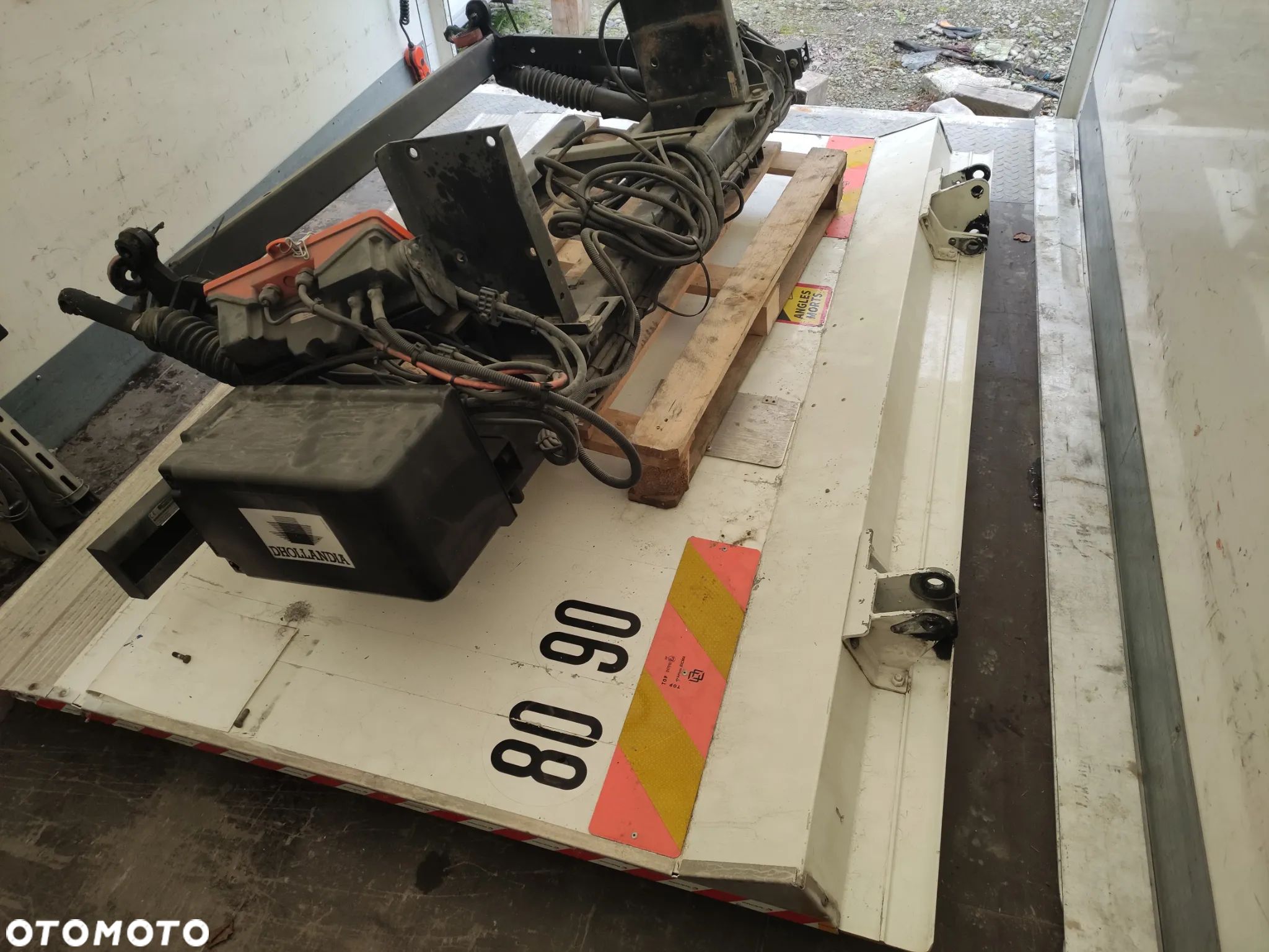 Winda załadowcza Dholandia  12V 2017r 1000kg - 1