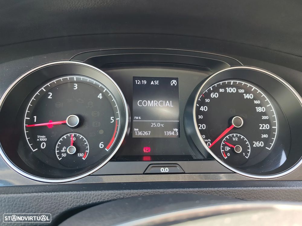 VW Golf 1.6 TDI SCR Trendline - 6