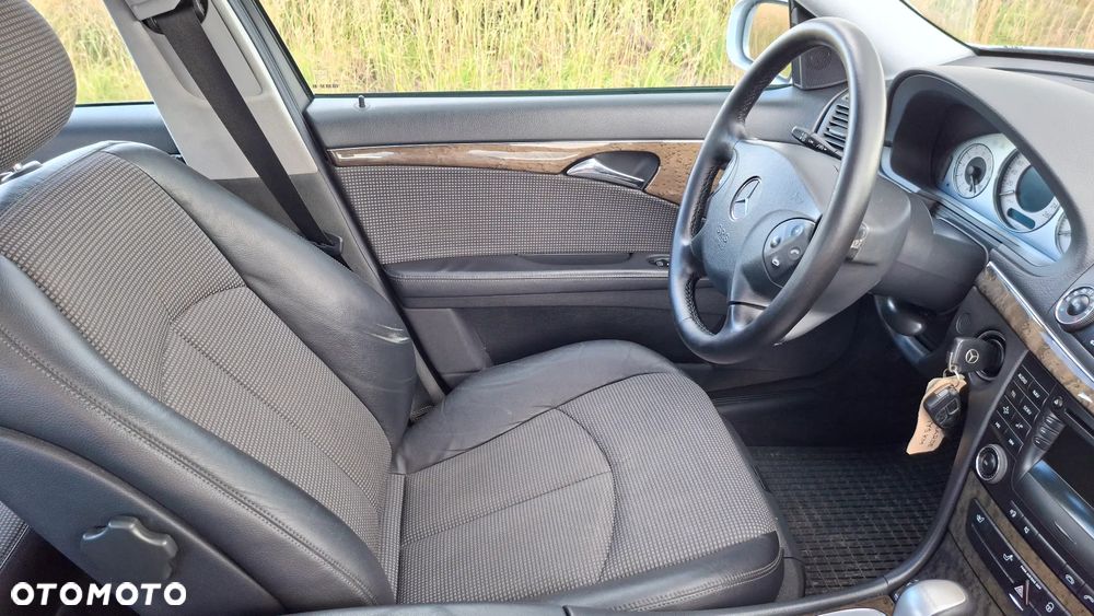 Mercedes-Benz Klasa E 200 Kompressor Automatik Avantgarde - 22