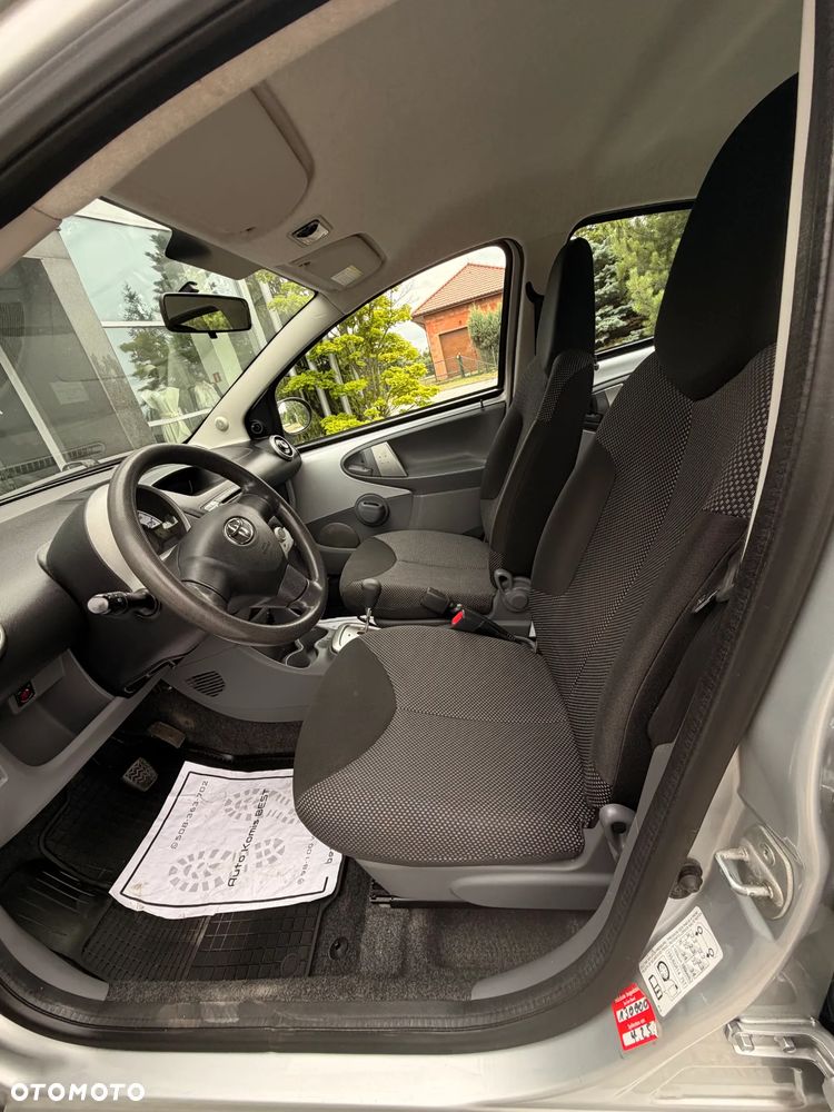 Toyota Aygo 1.0 VVT-i Premium MM - 5