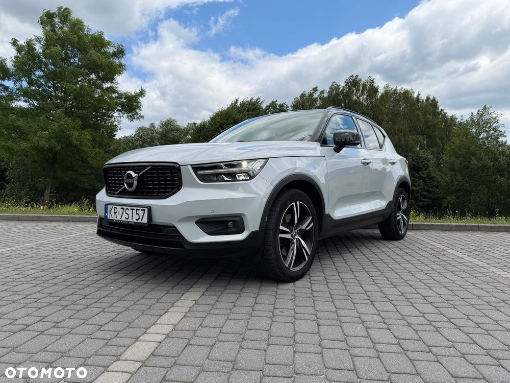 Volvo XC 40 T4 AWD R-Design - 1