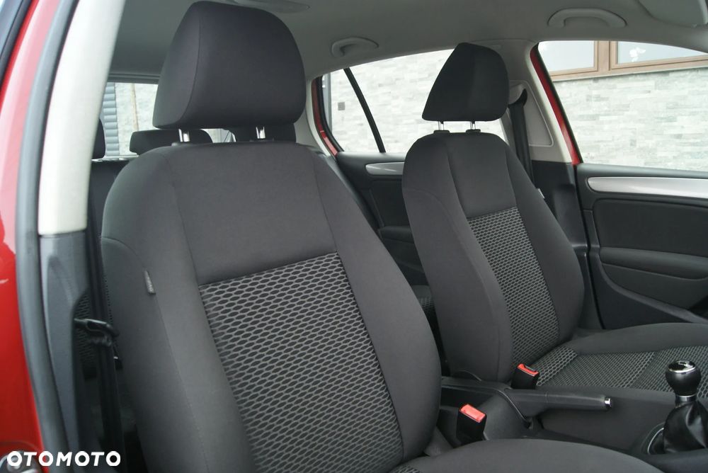 Volkswagen Golf 1.4 Comfortline - 23