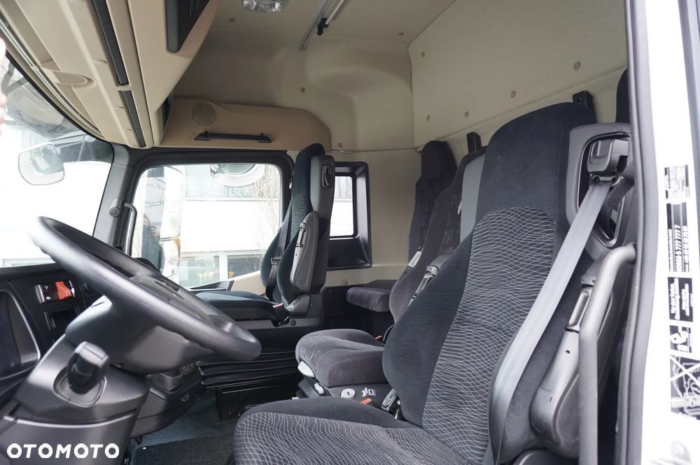 Mercedes-Benz Actros 2540 6x2 / 10 tho. km!!! / 5-seater cab! / BDF - 15