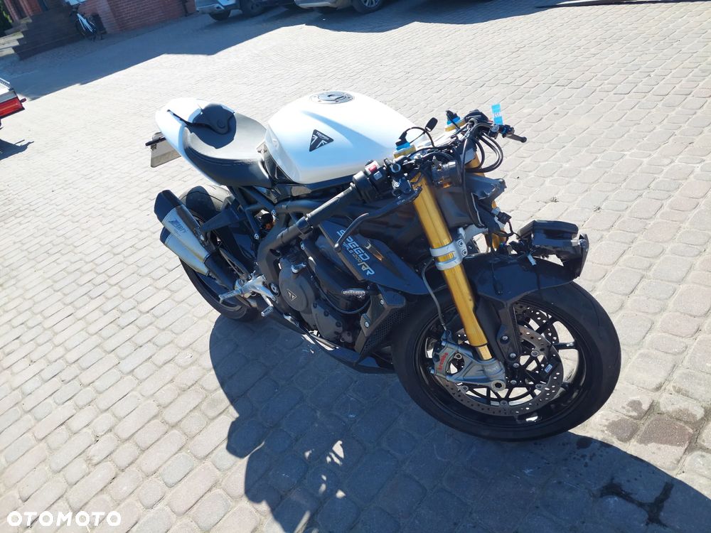 Triumph Speed Triple - 7