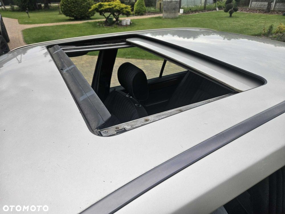 Mercedes-Benz W124 (1984-1993) - 8