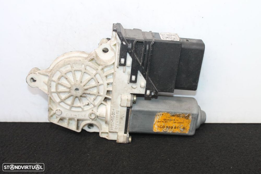 Motor Elevador Vidro Volkswagen Golf IV - 2