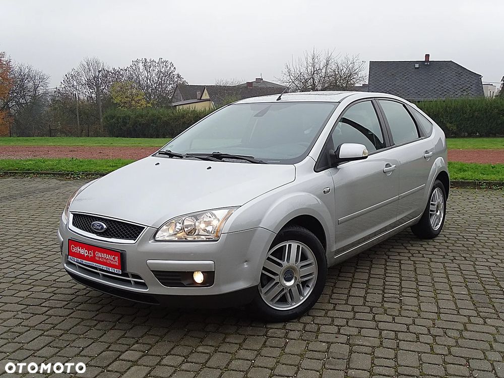 Ford Focus 1.8 FF Ghia - 35
